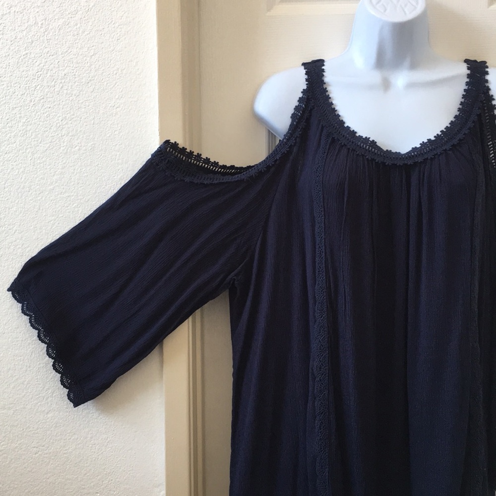 Eyeshadow Cold shoulder top NWT Blue  2X